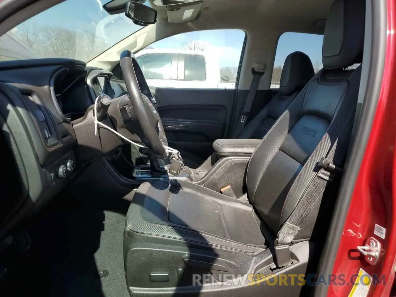 7 Photograph of a damaged car 1GTG6FEN6K1169148 GMC CANYON 2019