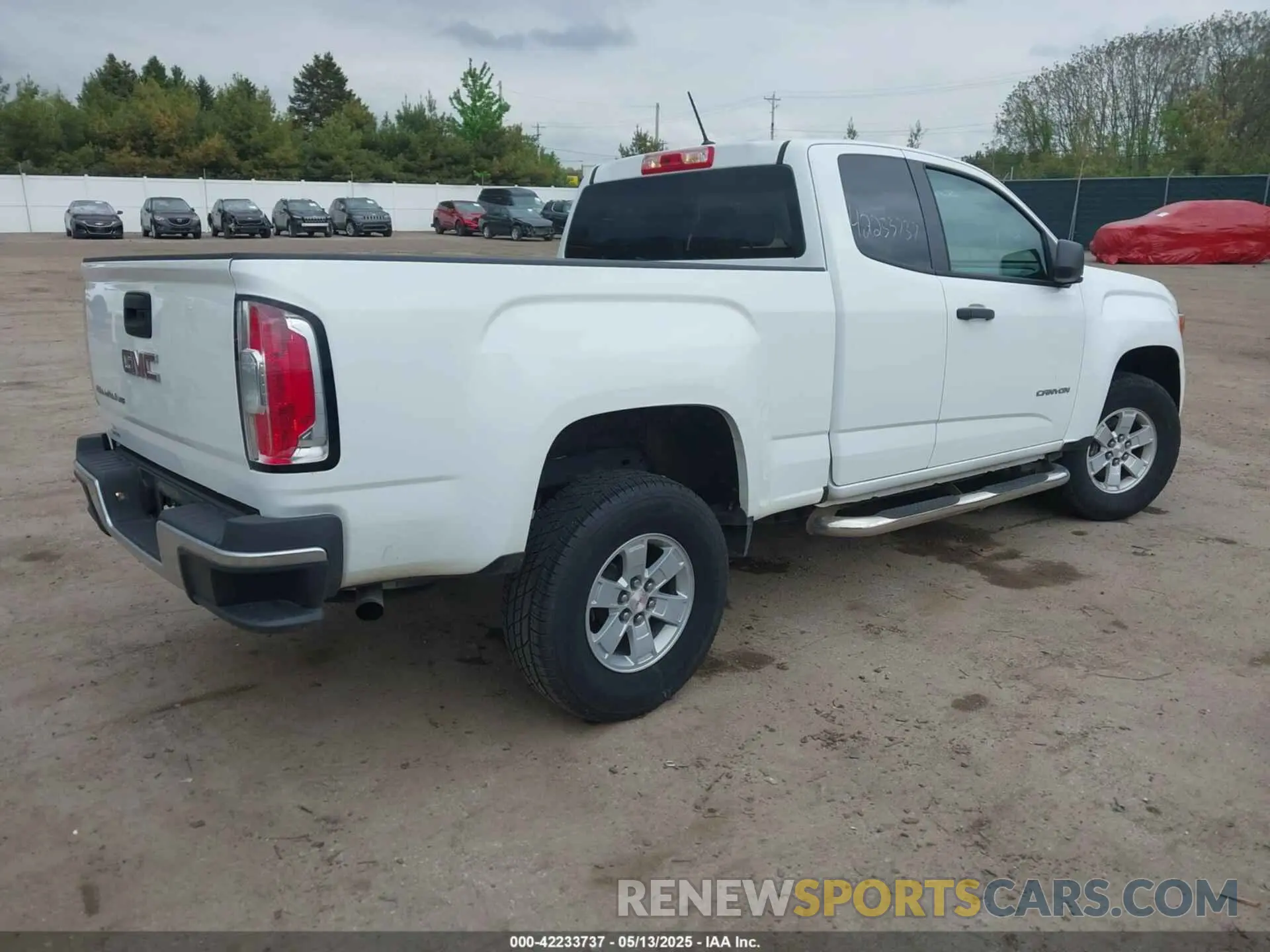 4 Photograph of a damaged car 1GTH5BEN6K1295820 GMC CANYON 2019