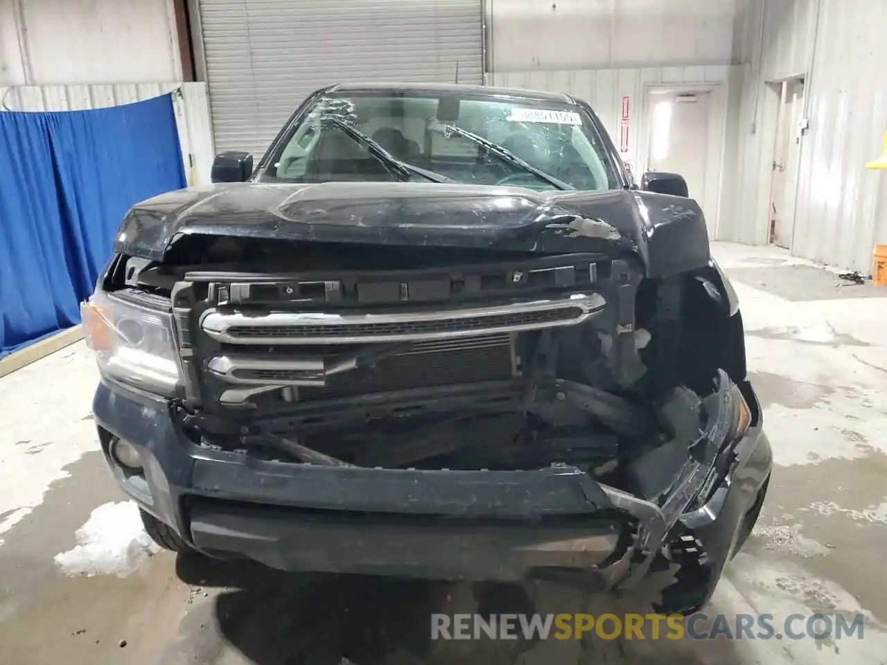 5 Photograph of a damaged car 1GTH6CEN1K1133340 GMC CANYON 2019