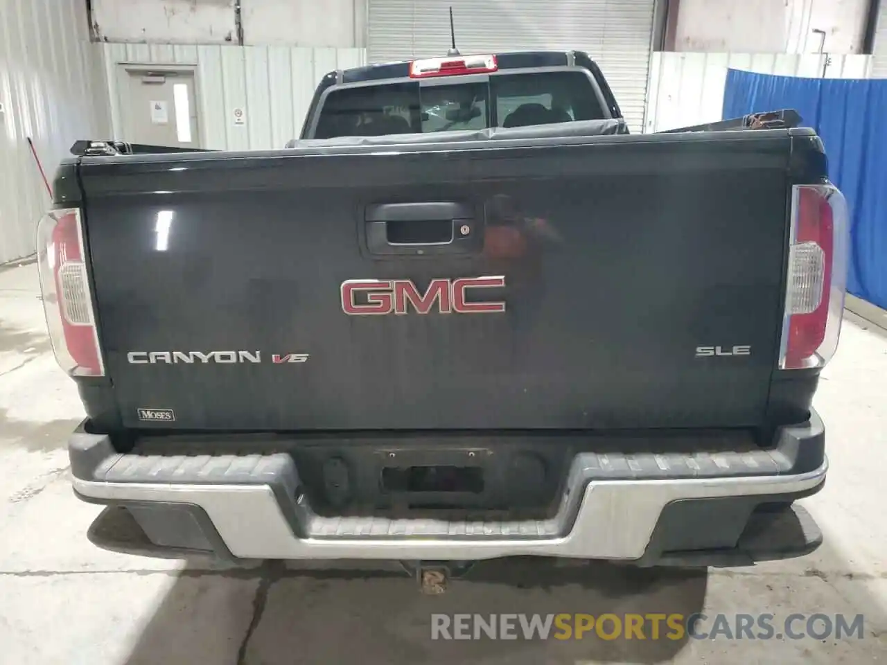 6 Photograph of a damaged car 1GTH6CEN1K1133340 GMC CANYON 2019