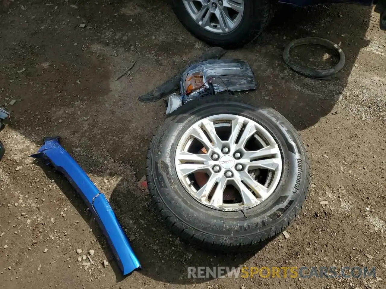 12 Photograph of a damaged car 1GTP6CE12K1174133 GMC CANYON 2019