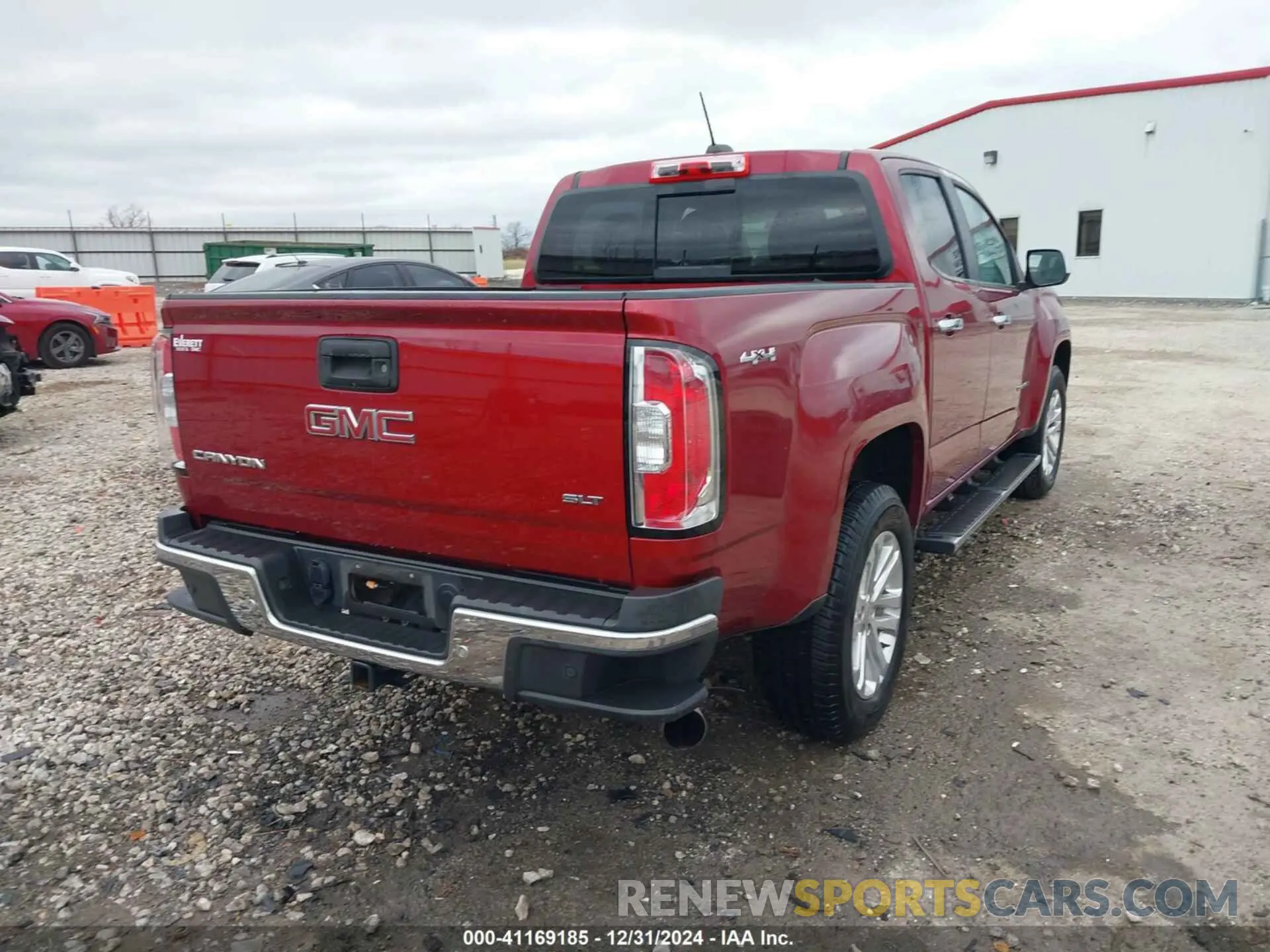 4 Photograph of a damaged car 1GTP6DE15K1291971 GMC CANYON 2019