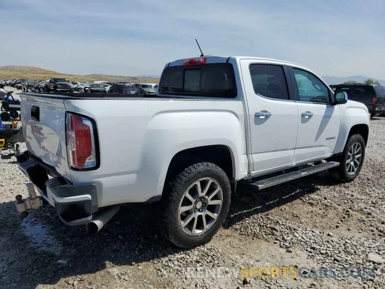 3 Photograph of a damaged car 1GTP6EE11K1292234 GMC CANYON 2019