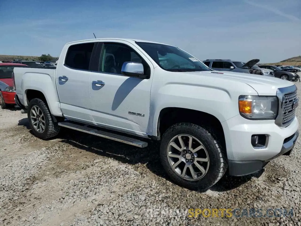4 Photograph of a damaged car 1GTP6EE11K1292234 GMC CANYON 2019