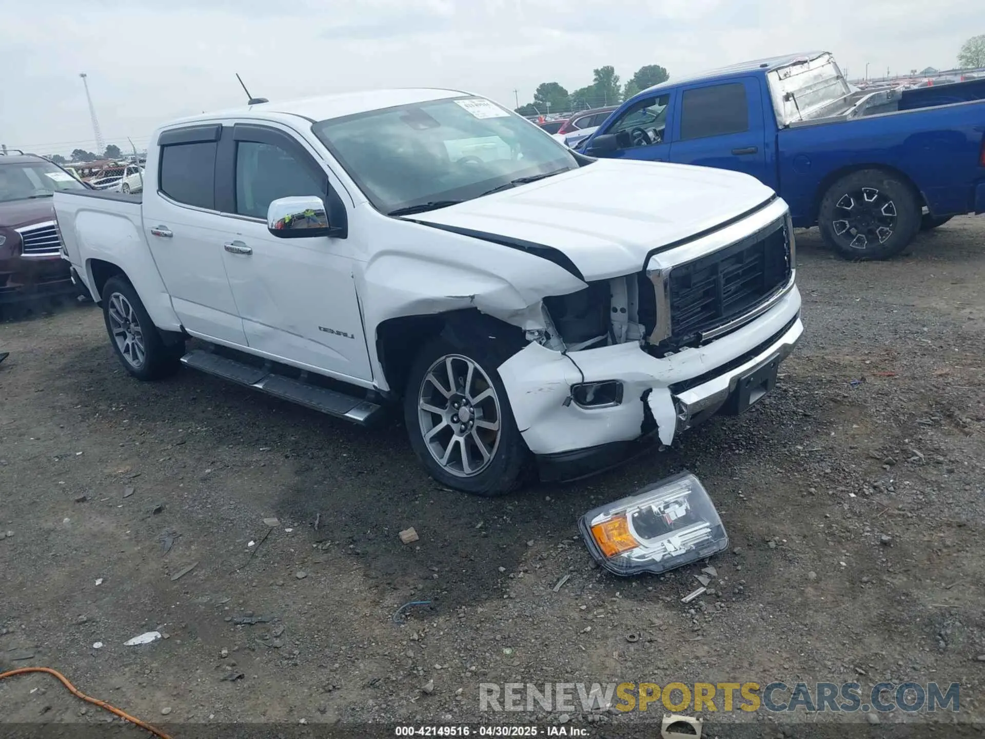1 Photograph of a damaged car 1GTG6EEN5L1141014 GMC CANYON 2020
