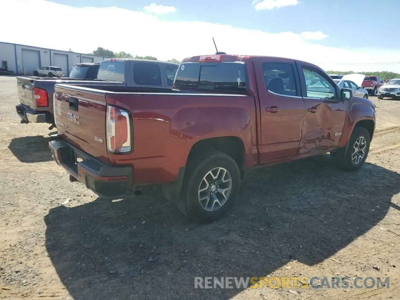 3 Photograph of a damaged car 1GTG6FEN1L1166367 GMC CANYON 2020