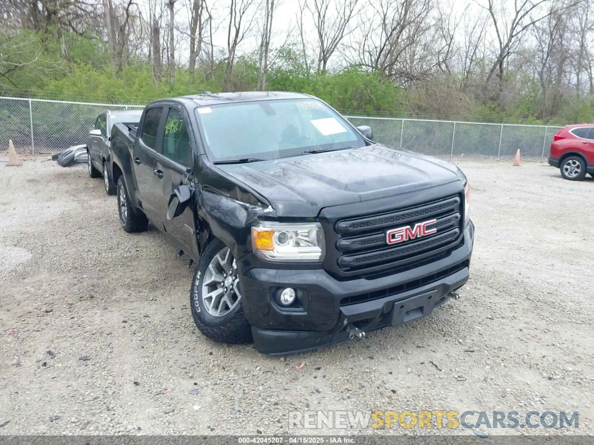 1 Photograph of a damaged car 1GTG6FEN8L1181187 GMC CANYON 2020
