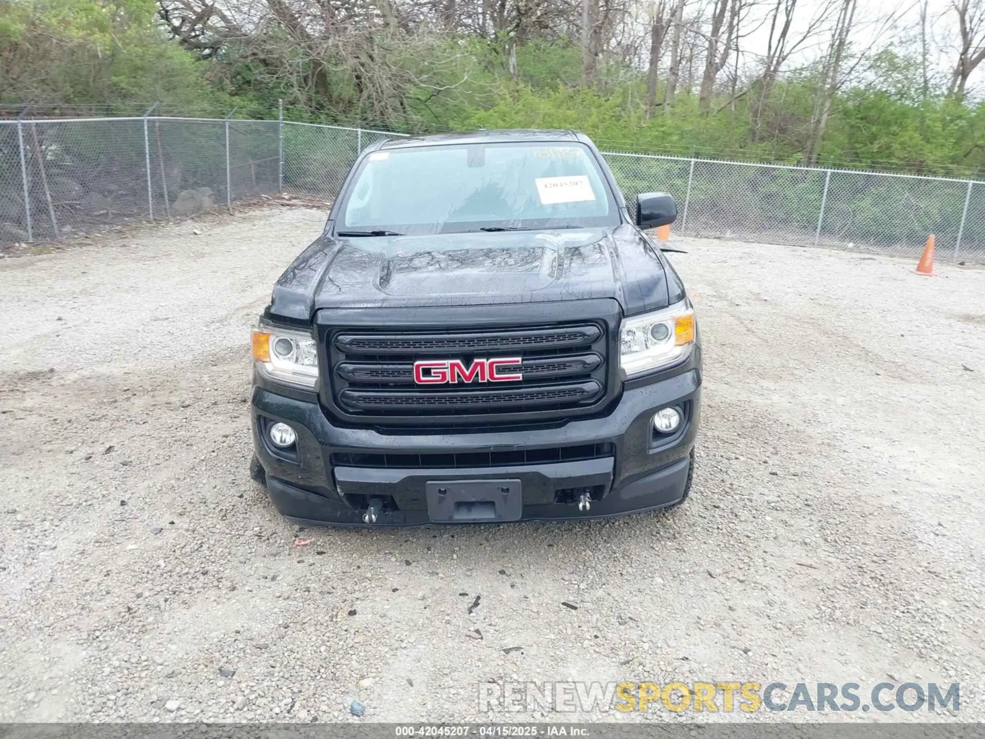 12 Photograph of a damaged car 1GTG6FEN8L1181187 GMC CANYON 2020