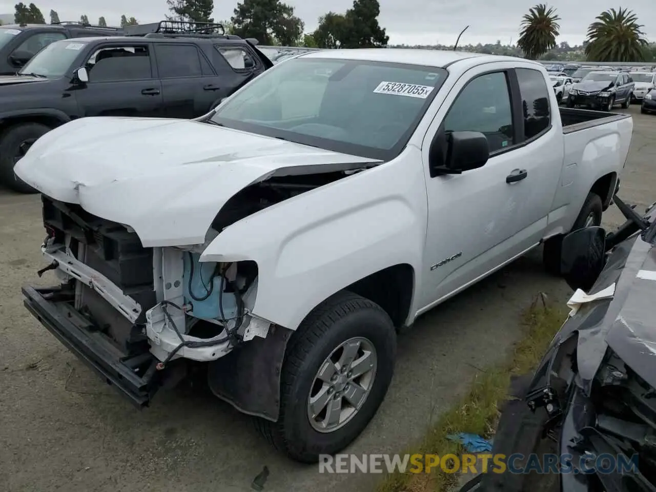 1 Photograph of a damaged car 1GTH5AEA4L1137176 GMC CANYON 2020