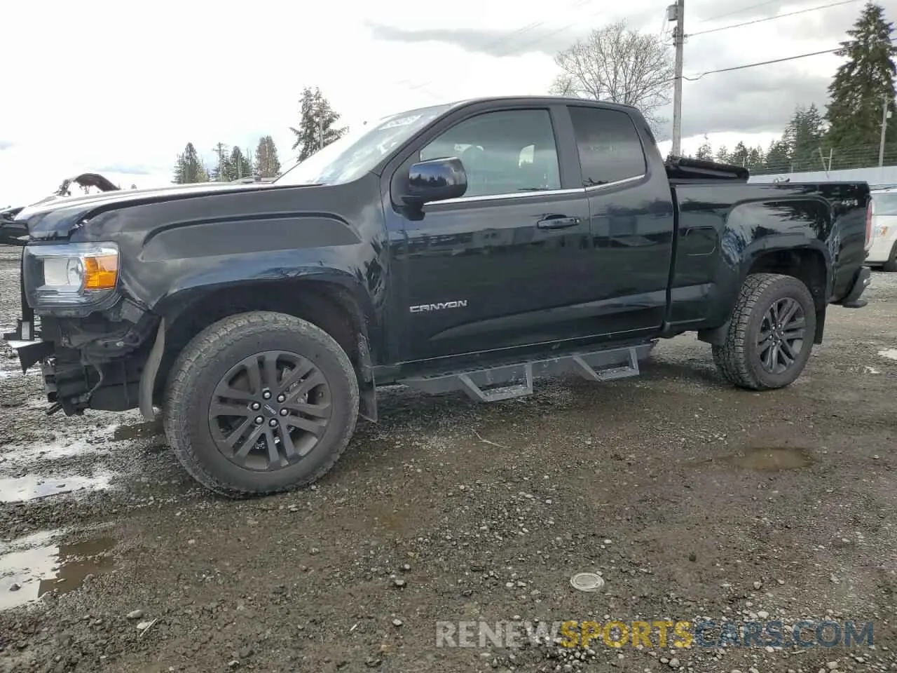 1 Photograph of a damaged car 1GTH6CEN0L1125215 GMC CANYON 2020