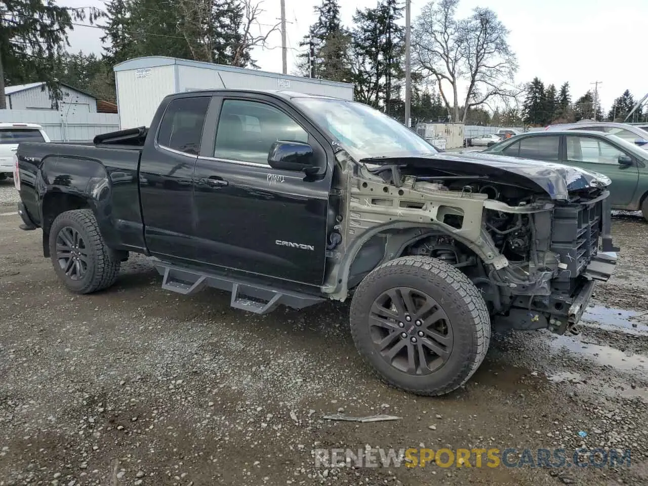 4 Photograph of a damaged car 1GTH6CEN0L1125215 GMC CANYON 2020