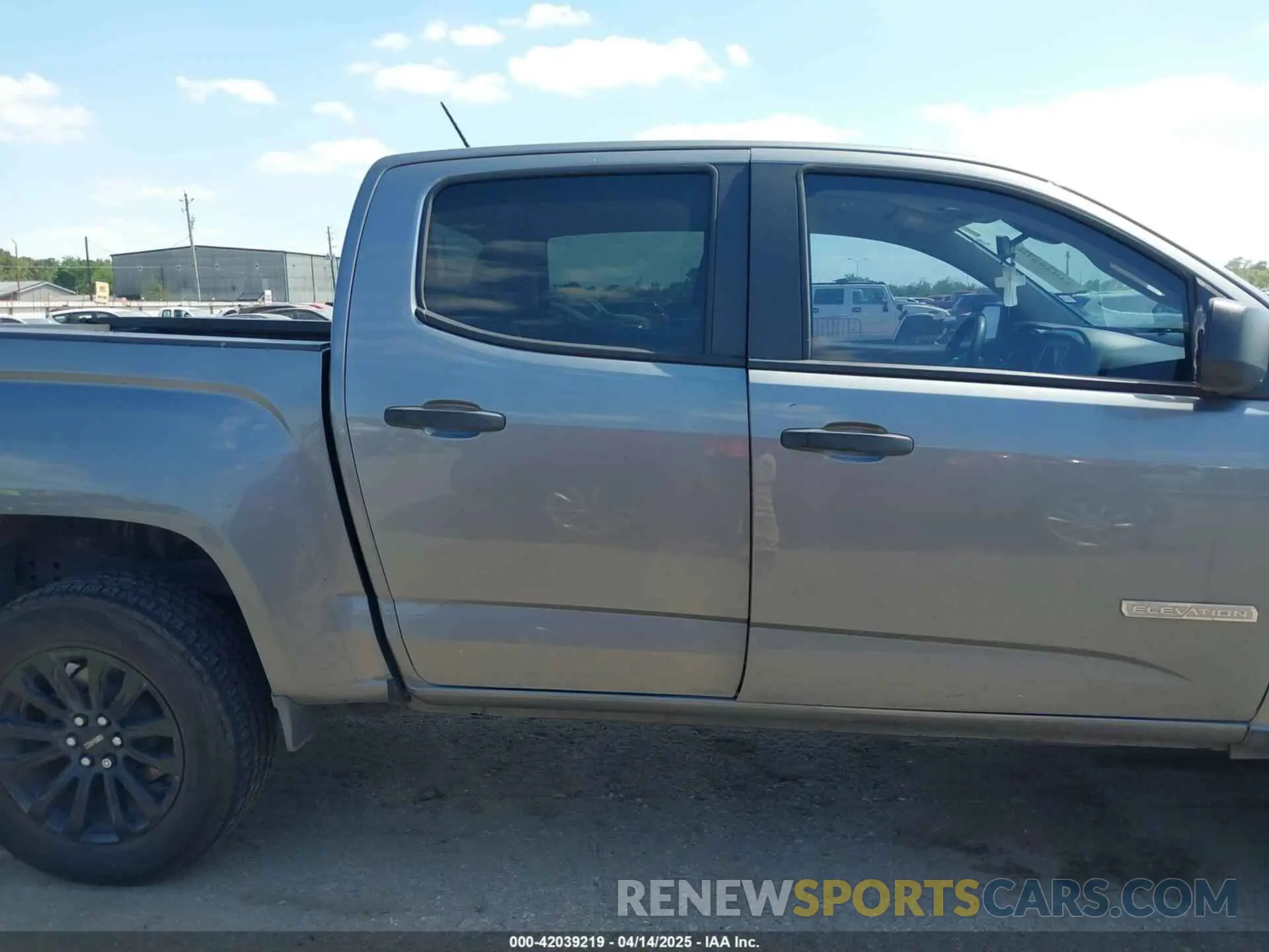 13 Photograph of a damaged car 1GTG5BEN0M1280843 GMC CANYON 2021