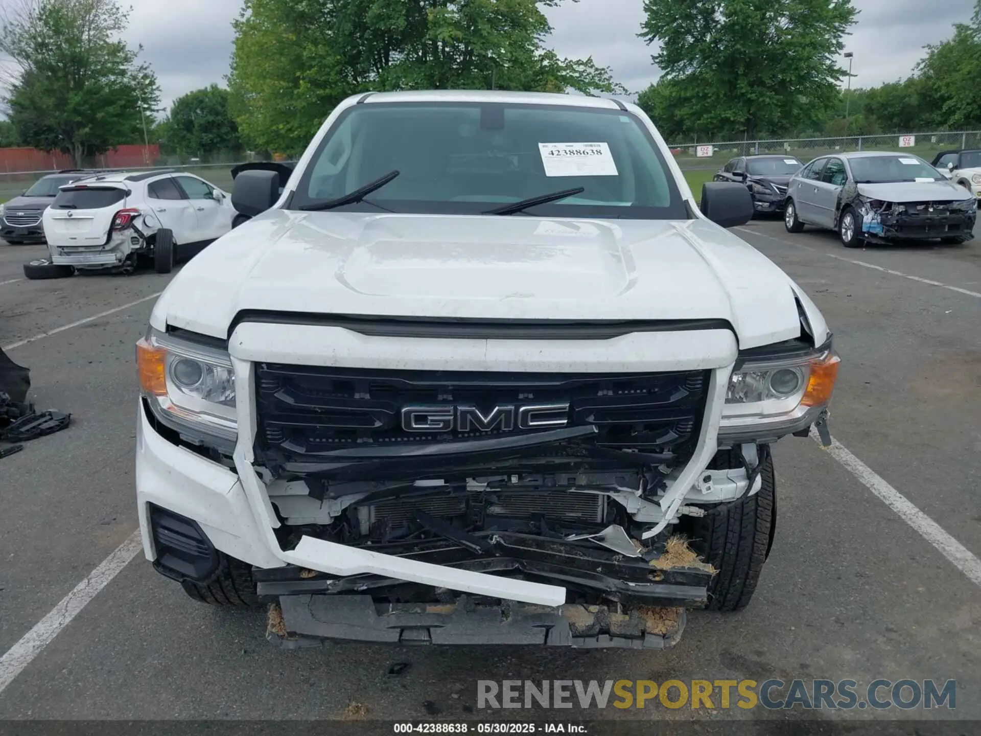 6 Photograph of a damaged car 1GTG5BEN2M1292797 GMC CANYON 2021