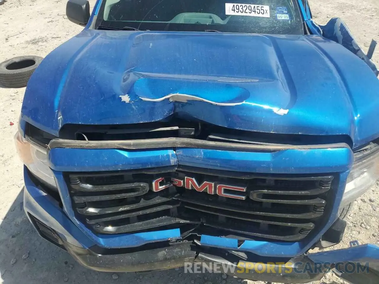 12 Photograph of a damaged car 1GTG5BENXM1285631 GMC CANYON 2021