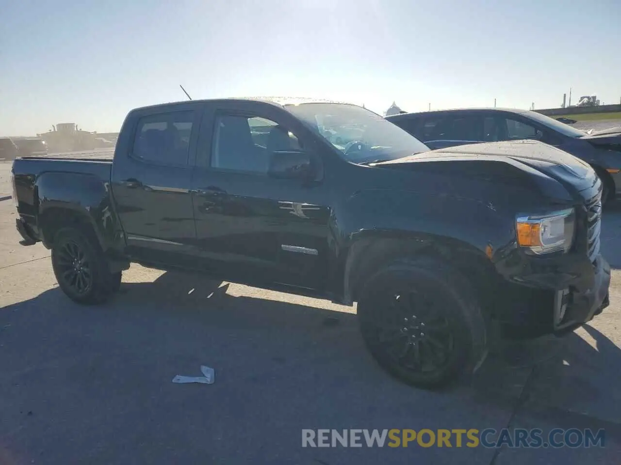 4 Photograph of a damaged car 1GTG5CEN8M1184187 GMC CANYON 2021