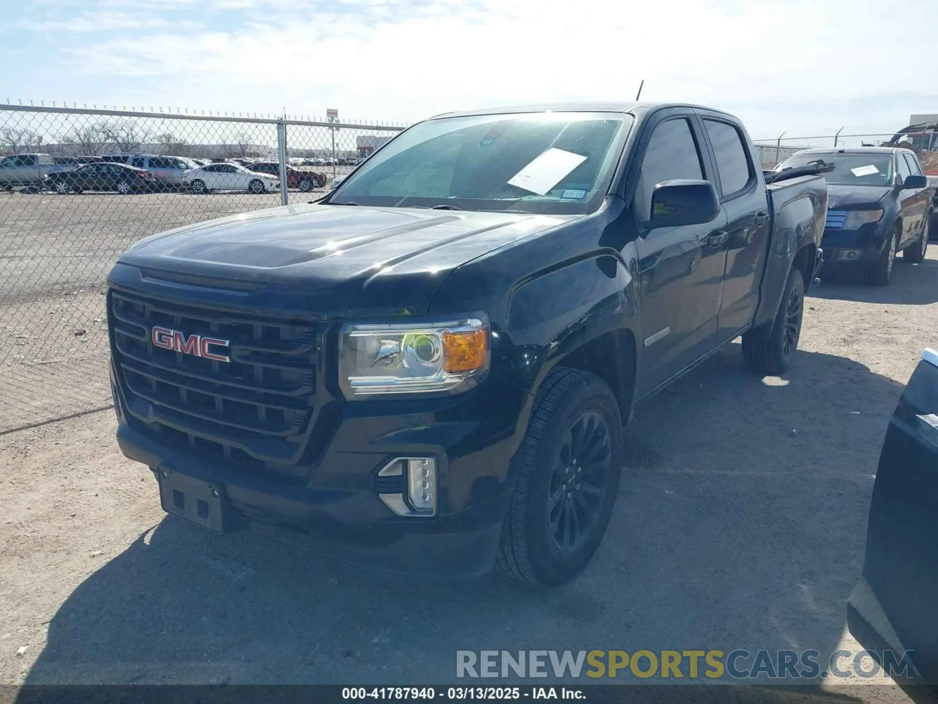 2 Photograph of a damaged car 1GTG5CEN8M1210433 GMC CANYON 2021