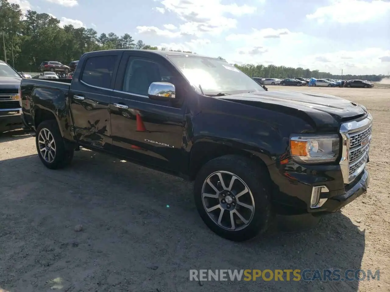 4 Photograph of a damaged car 1GTG5EEN3M1192709 GMC CANYON 2021