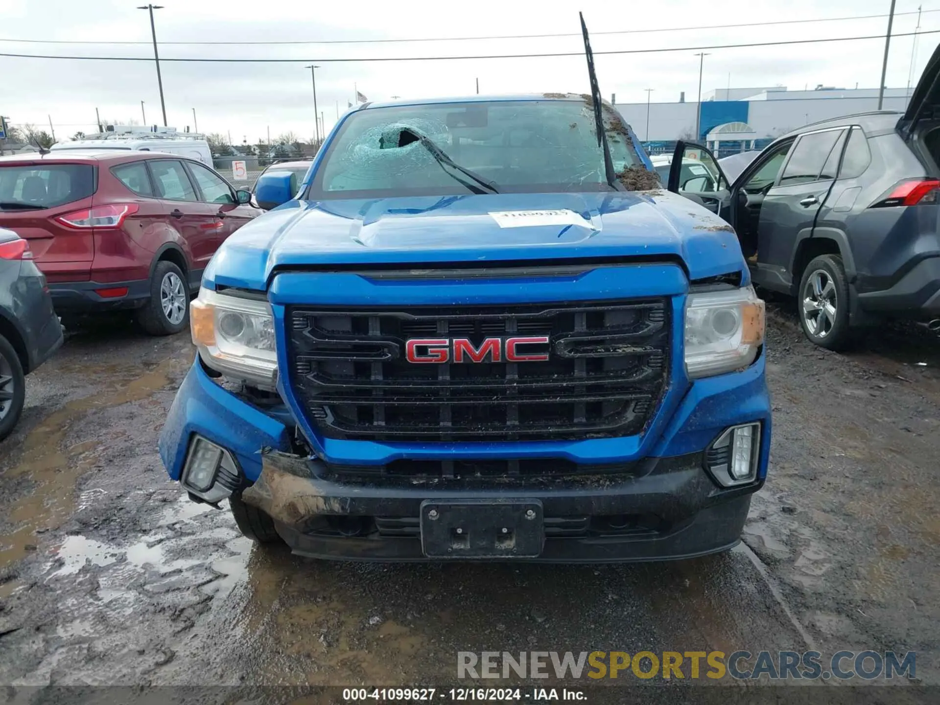12 Photograph of a damaged car 1GTG6CEN1M1245554 GMC CANYON 2021