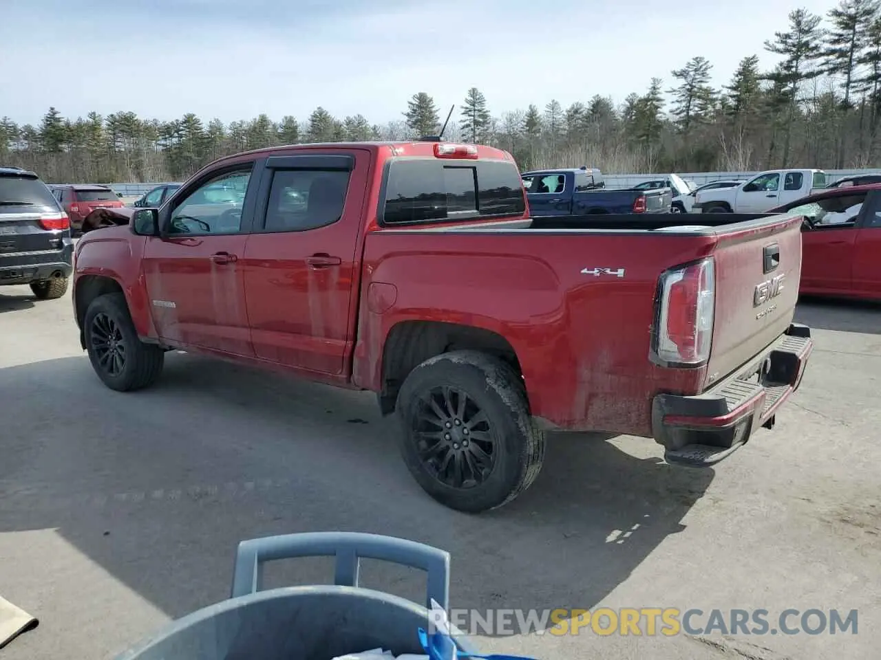 2 Photograph of a damaged car 1GTG6CEN6M1165554 GMC CANYON 2021