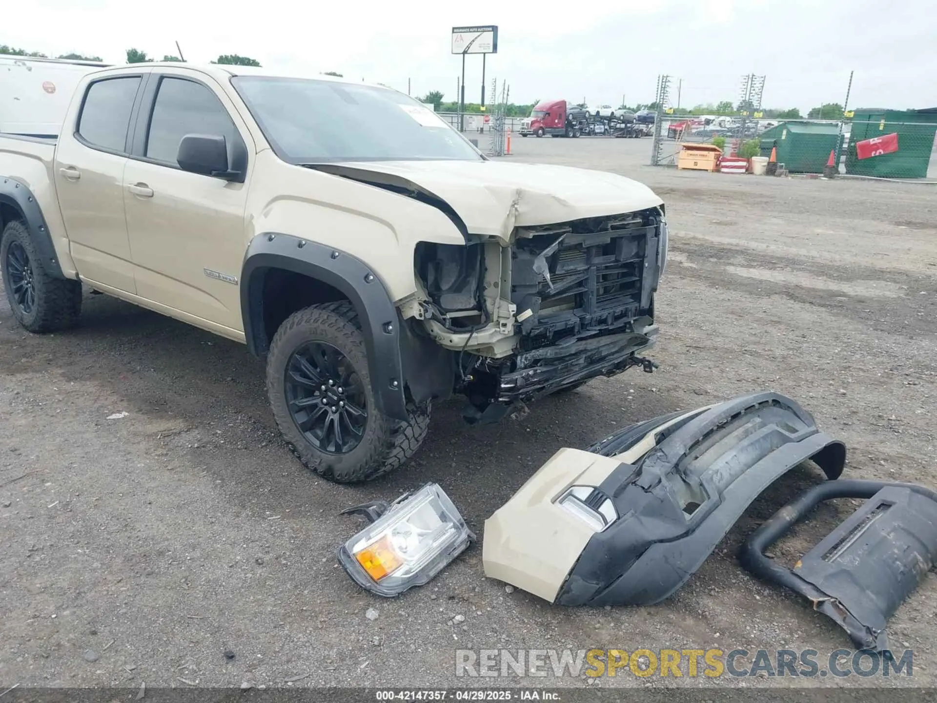 6 Photograph of a damaged car 1GTG6CEN9M1133620 GMC CANYON 2021