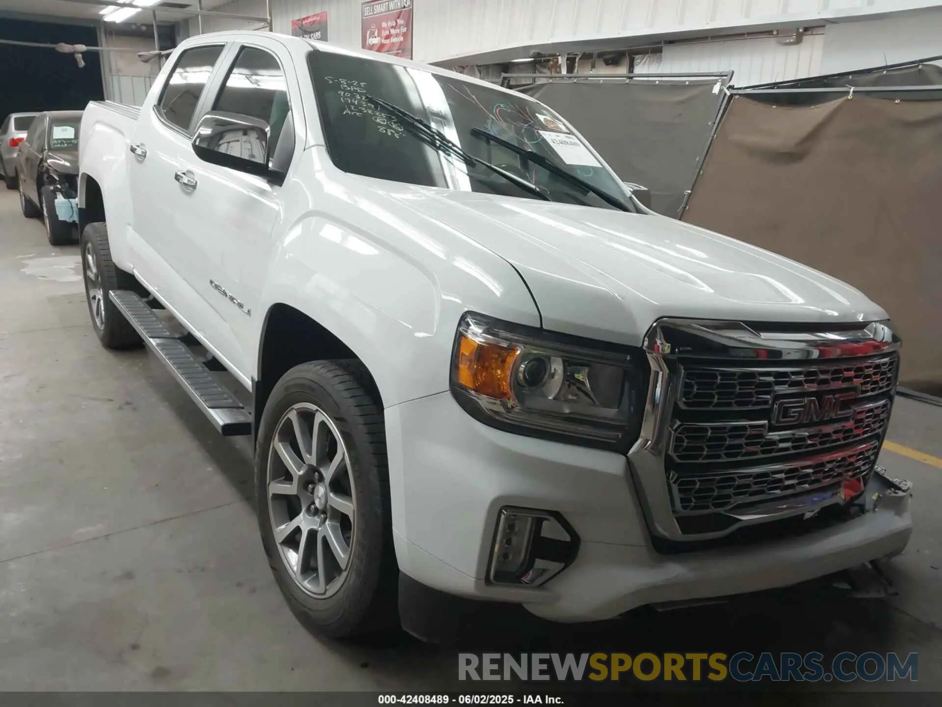 1 Photograph of a damaged car 1GTG6EEN0M1174391 GMC CANYON 2021
