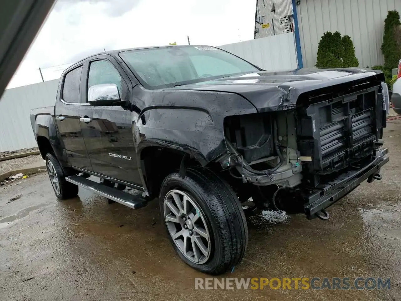 4 Photograph of a damaged car 1GTG6EEN3M1132541 GMC CANYON 2021