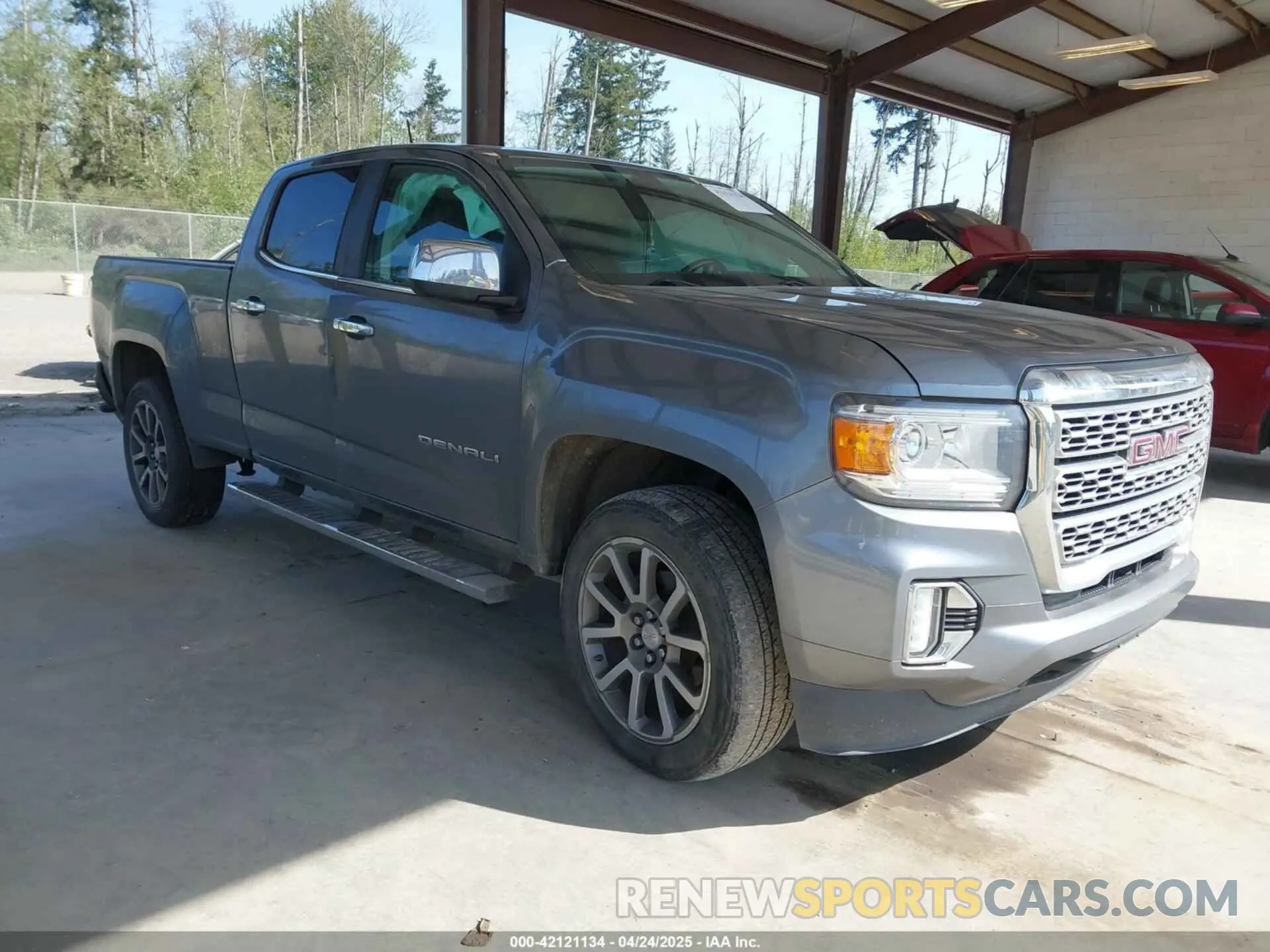 1 Photograph of a damaged car 1GTG6EEN5M1102747 GMC CANYON 2021