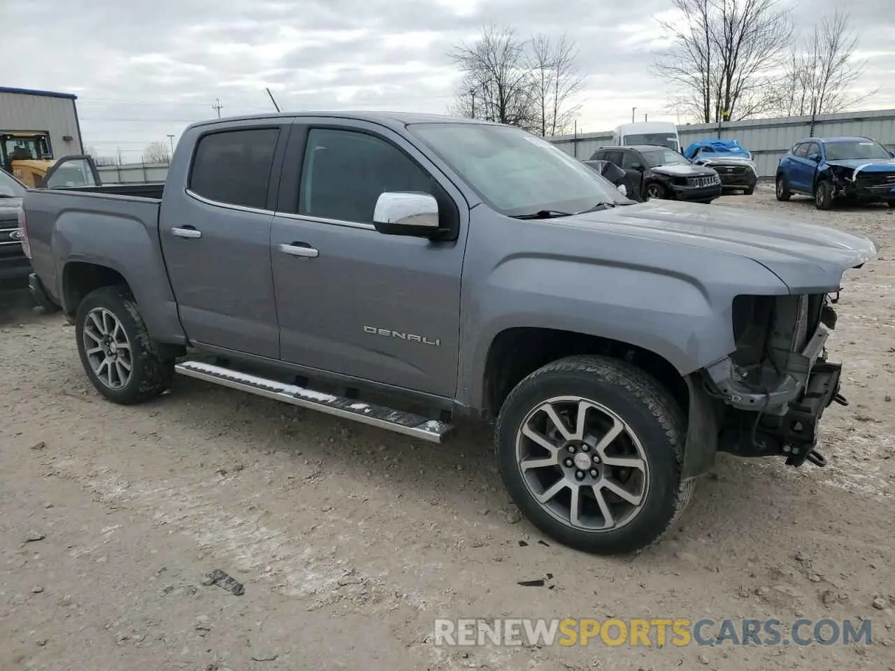 4 Photograph of a damaged car 1GTG6EEN7M1151917 GMC CANYON 2021