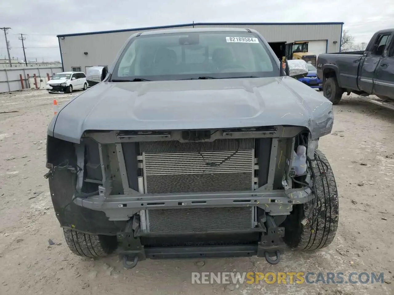 5 Photograph of a damaged car 1GTG6EEN7M1151917 GMC CANYON 2021