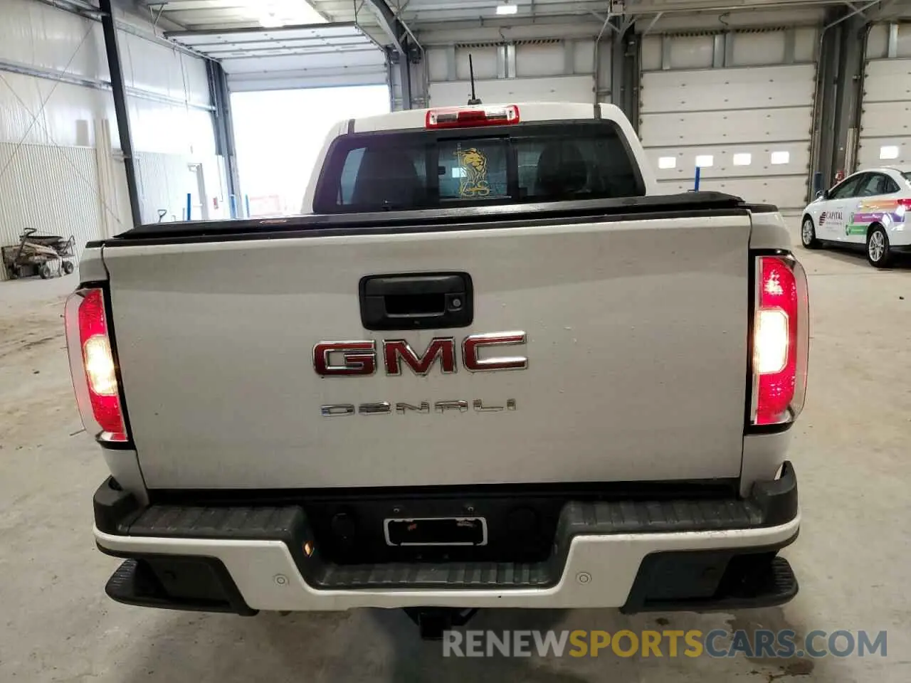 6 Photograph of a damaged car 1GTG6EEN8M1280992 GMC CANYON 2021