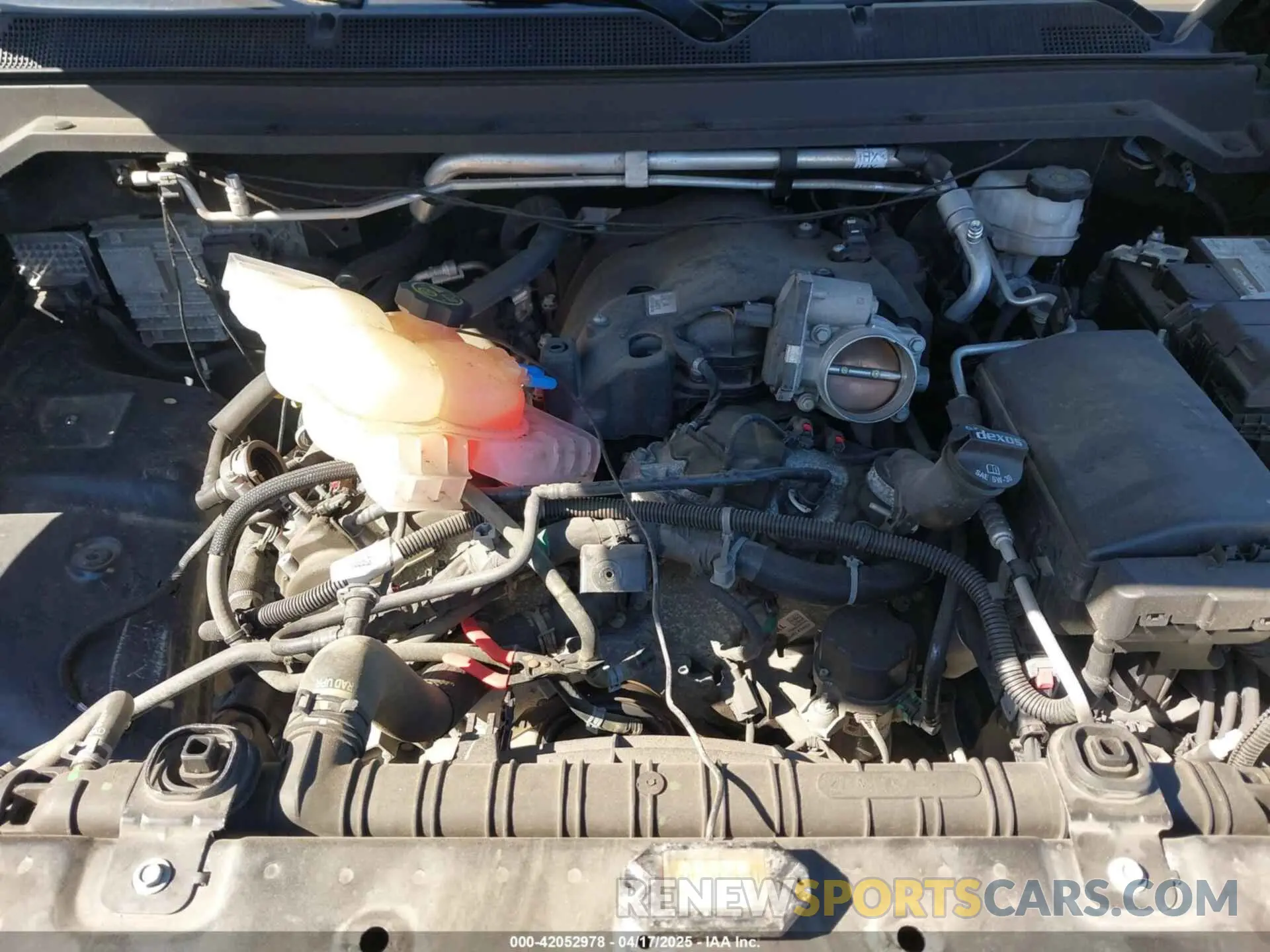 10 Photograph of a damaged car 1GTG6FEN4M1255075 GMC CANYON 2021