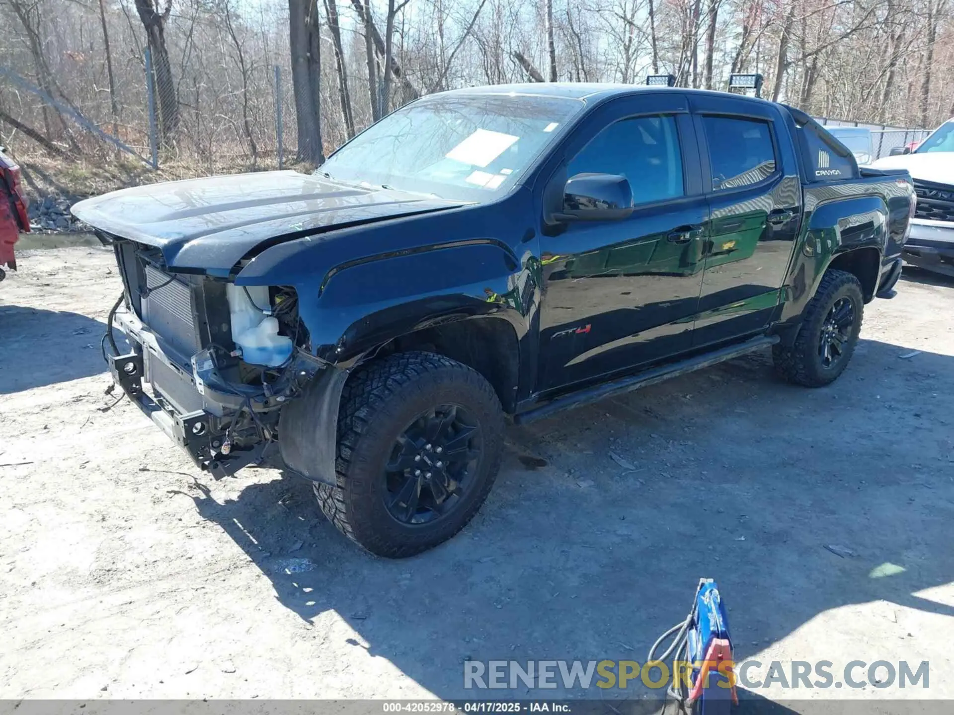 2 Photograph of a damaged car 1GTG6FEN4M1255075 GMC CANYON 2021