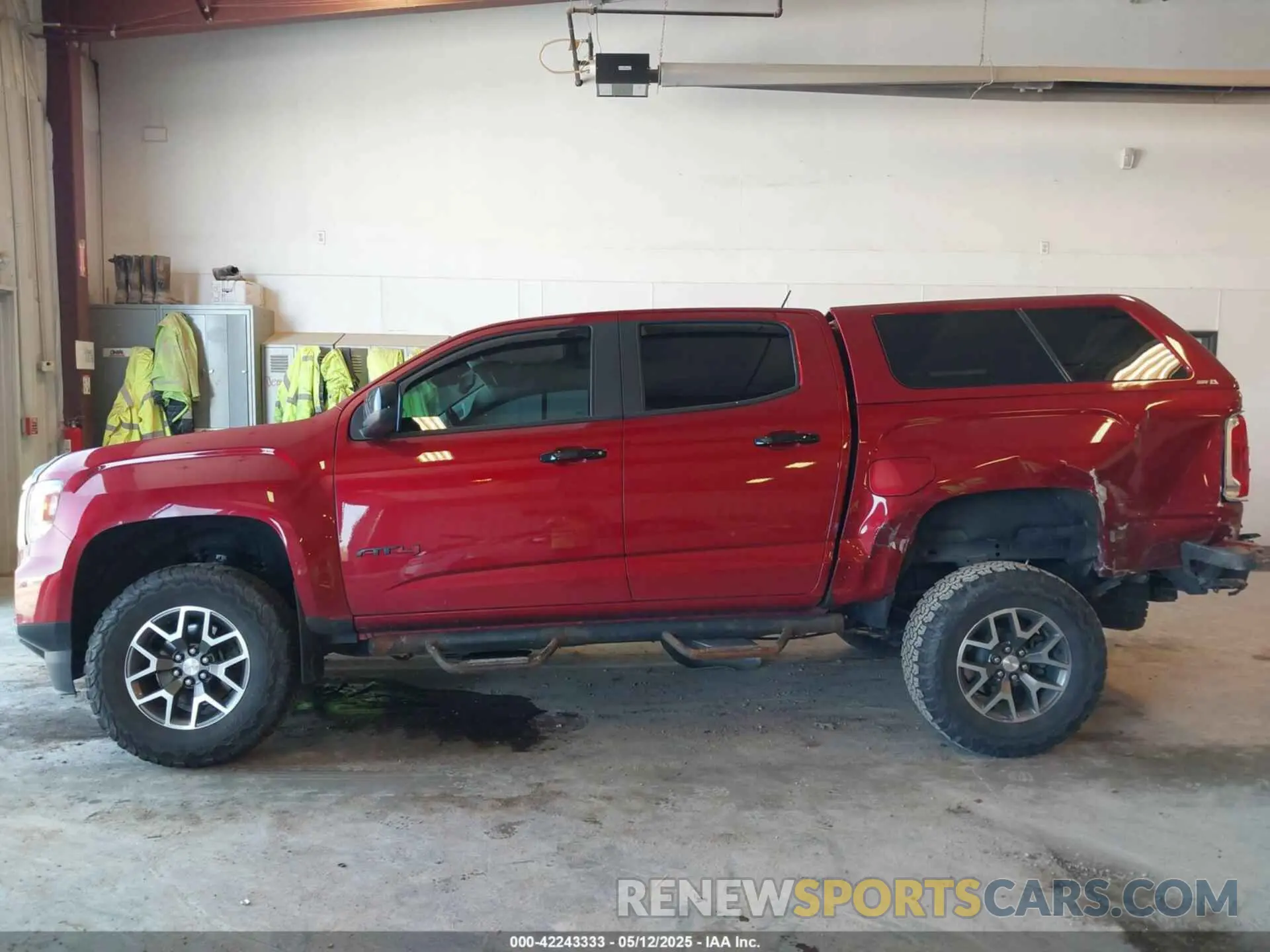 14 Photograph of a damaged car 1GTG6FEN7M1160316 GMC CANYON 2021
