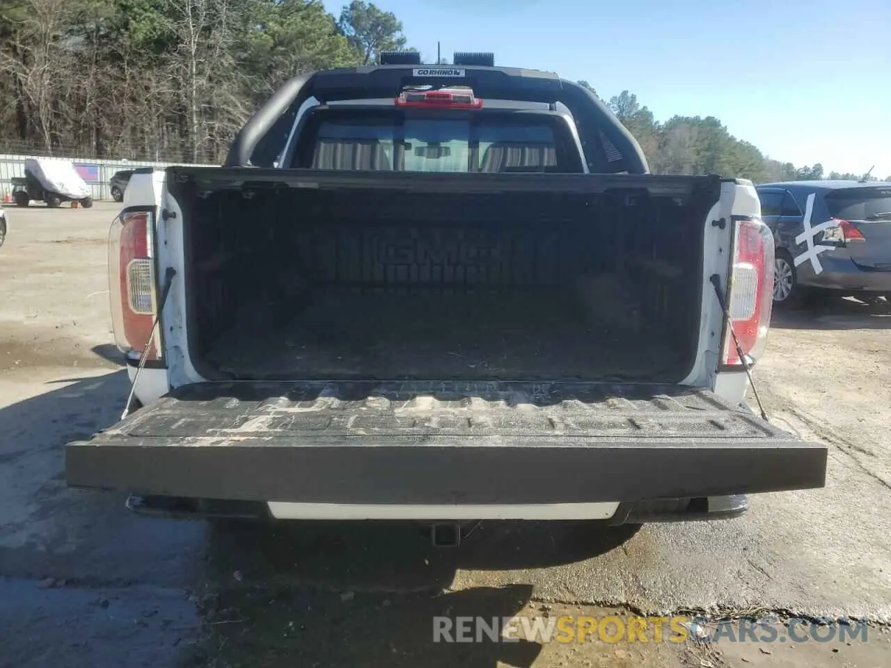 6 Photograph of a damaged car 1GTG6FEN7M1286272 GMC CANYON 2021