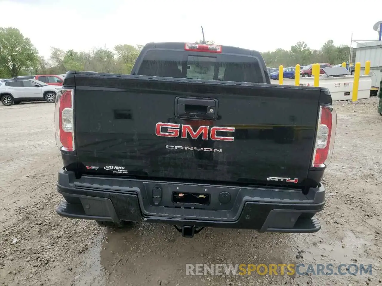 6 Photograph of a damaged car 1GTG6FEN9M1192443 GMC CANYON 2021