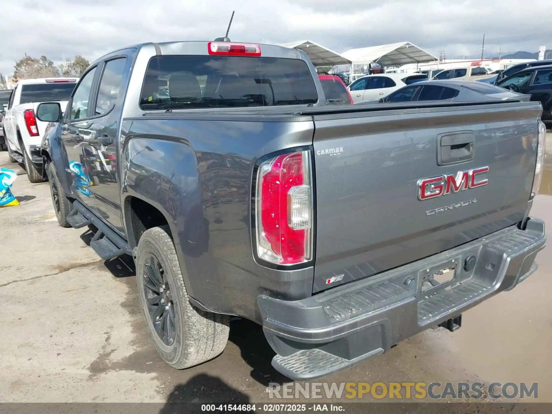 3 Photograph of a damaged car 1GTG5BEN3N1174324 GMC CANYON 2022