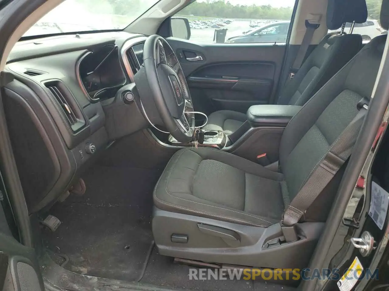 7 Photograph of a damaged car 1GTG5CEN1N1257580 GMC CANYON 2022