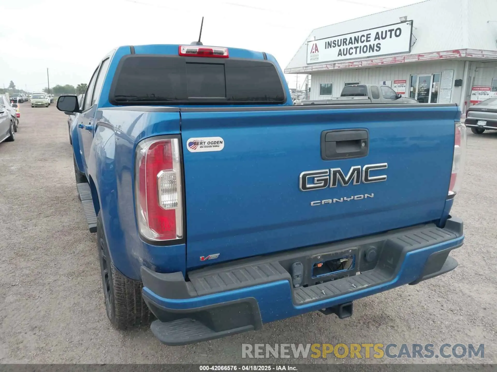 3 Photograph of a damaged car 1GTG5CEN4N1292484 GMC CANYON 2022