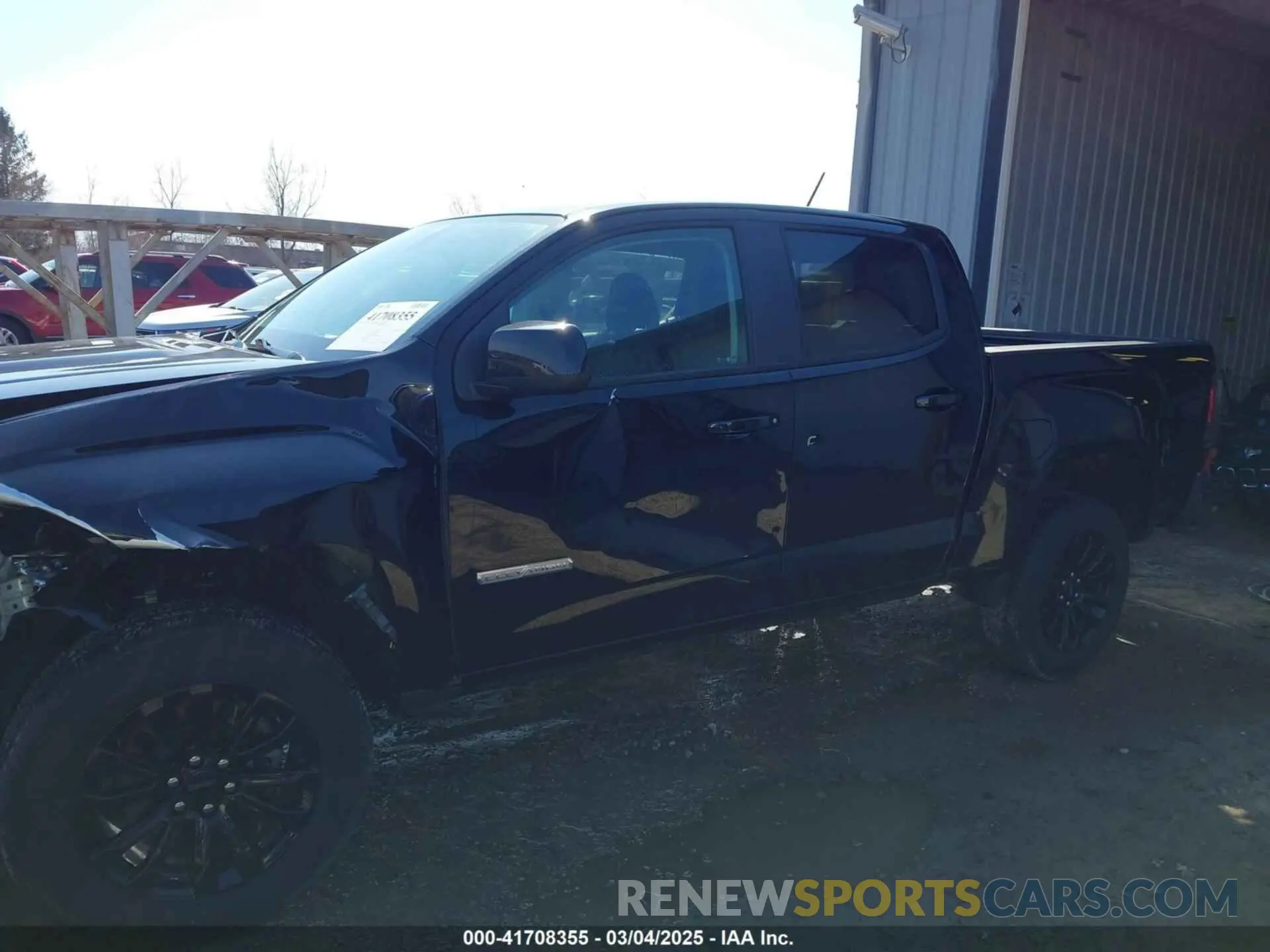 14 Photograph of a damaged car 1GTG5CEN5N1119458 GMC CANYON 2022