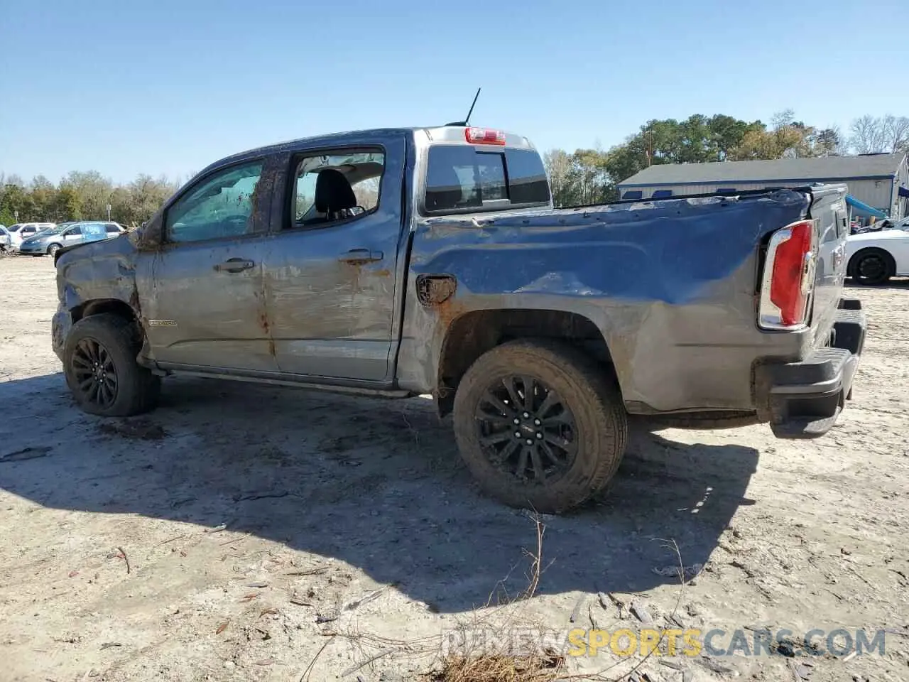 2 Photograph of a damaged car 1GTG5CEN8N1236953 GMC CANYON 2022