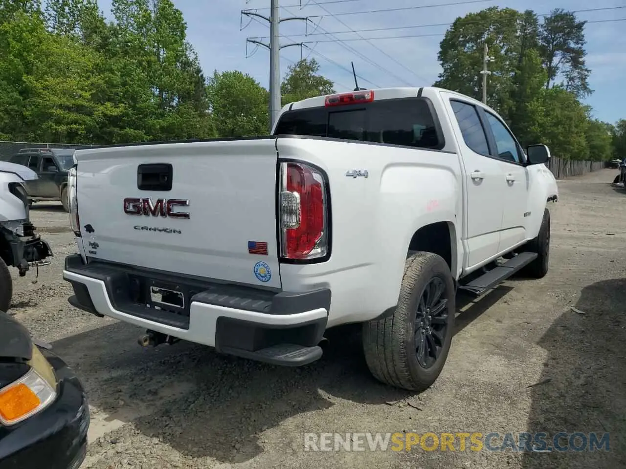 3 Photograph of a damaged car 1GTG6CEN0N1133183 GMC CANYON 2022