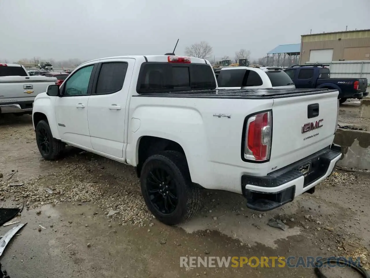 2 Photograph of a damaged car 1GTG6CEN0N1223773 GMC CANYON 2022