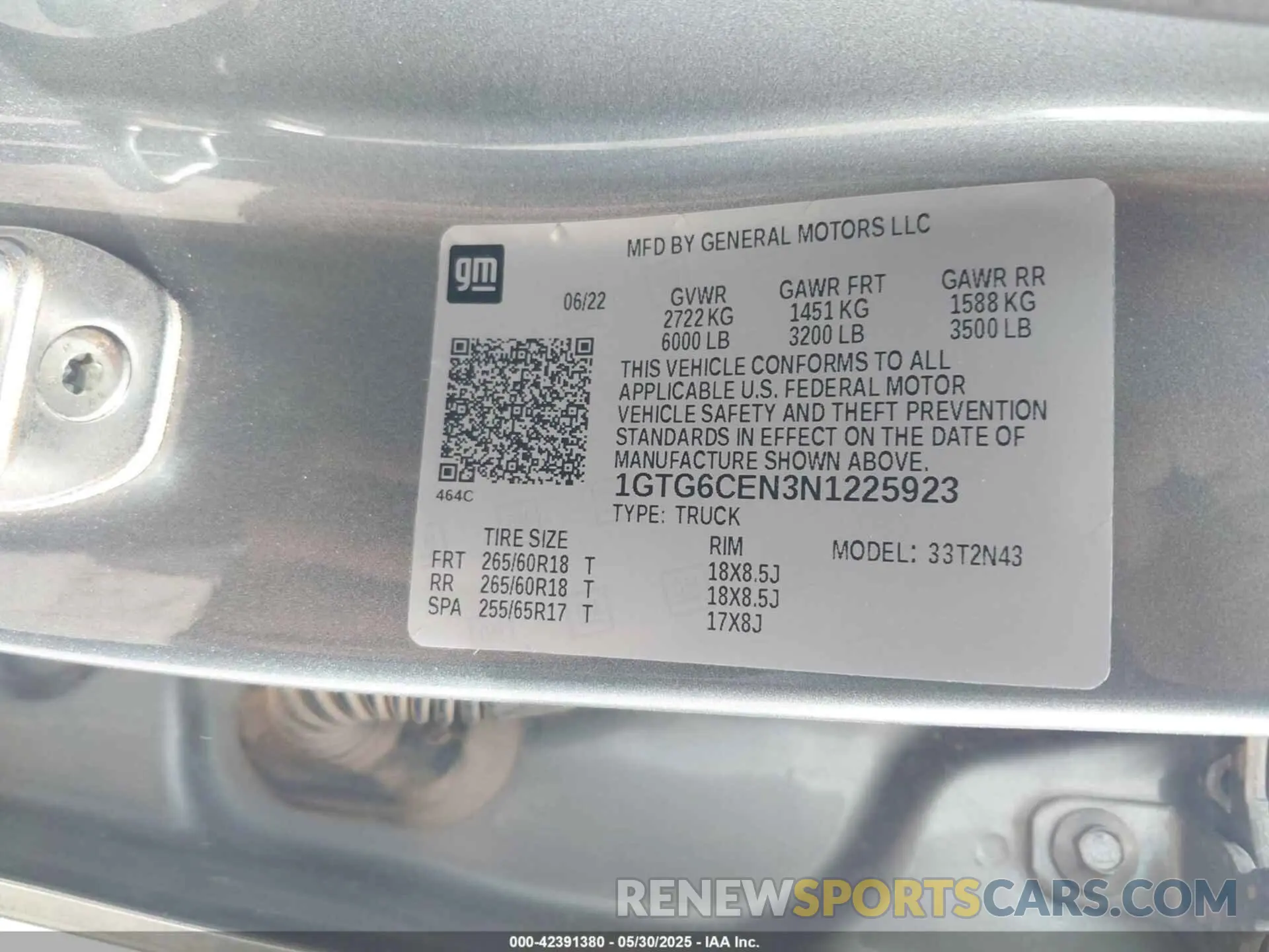 9 Photograph of a damaged car 1GTG6CEN3N1225923 GMC CANYON 2022