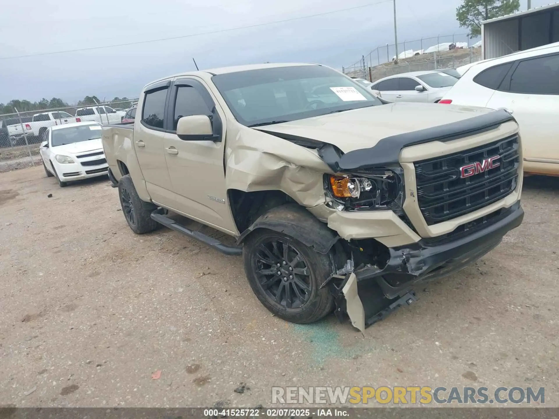 1 Photograph of a damaged car 1GTG6CENXN1143350 GMC CANYON 2022