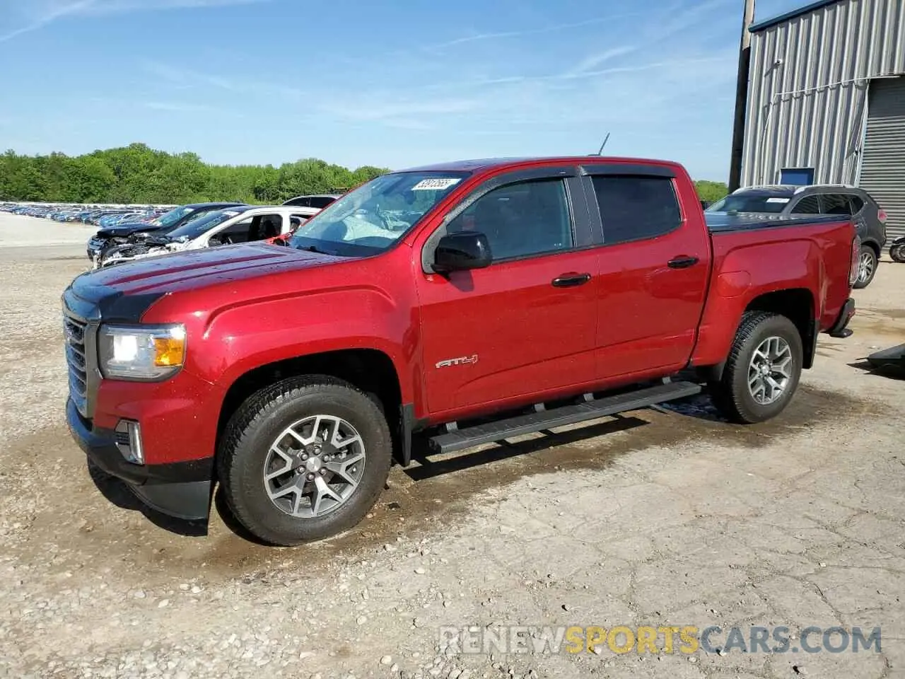 1 Photograph of a damaged car 1GTG6FEN5N1113612 GMC CANYON 2022