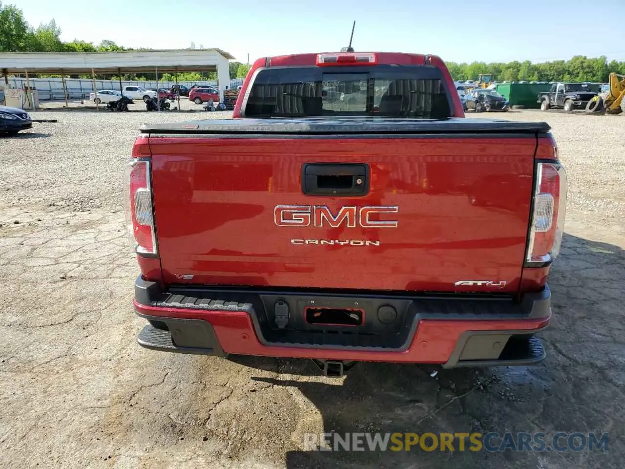 6 Photograph of a damaged car 1GTG6FEN5N1113612 GMC CANYON 2022