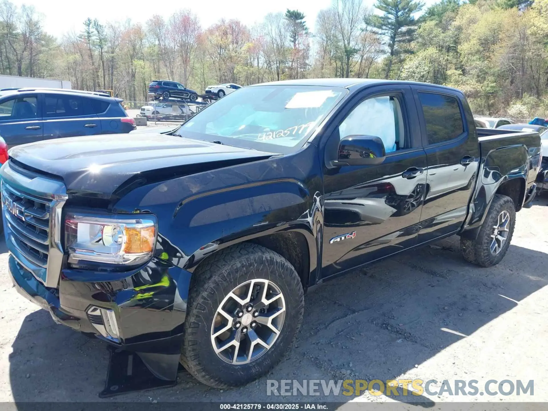 2 Photograph of a damaged car 1GTG6FEN5N1158498 GMC CANYON 2022