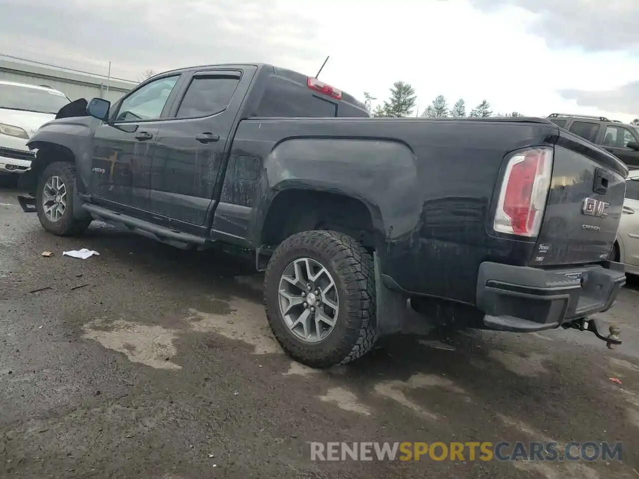 2 Photograph of a damaged car 1GTG6FEN7N1293630 GMC CANYON 2022