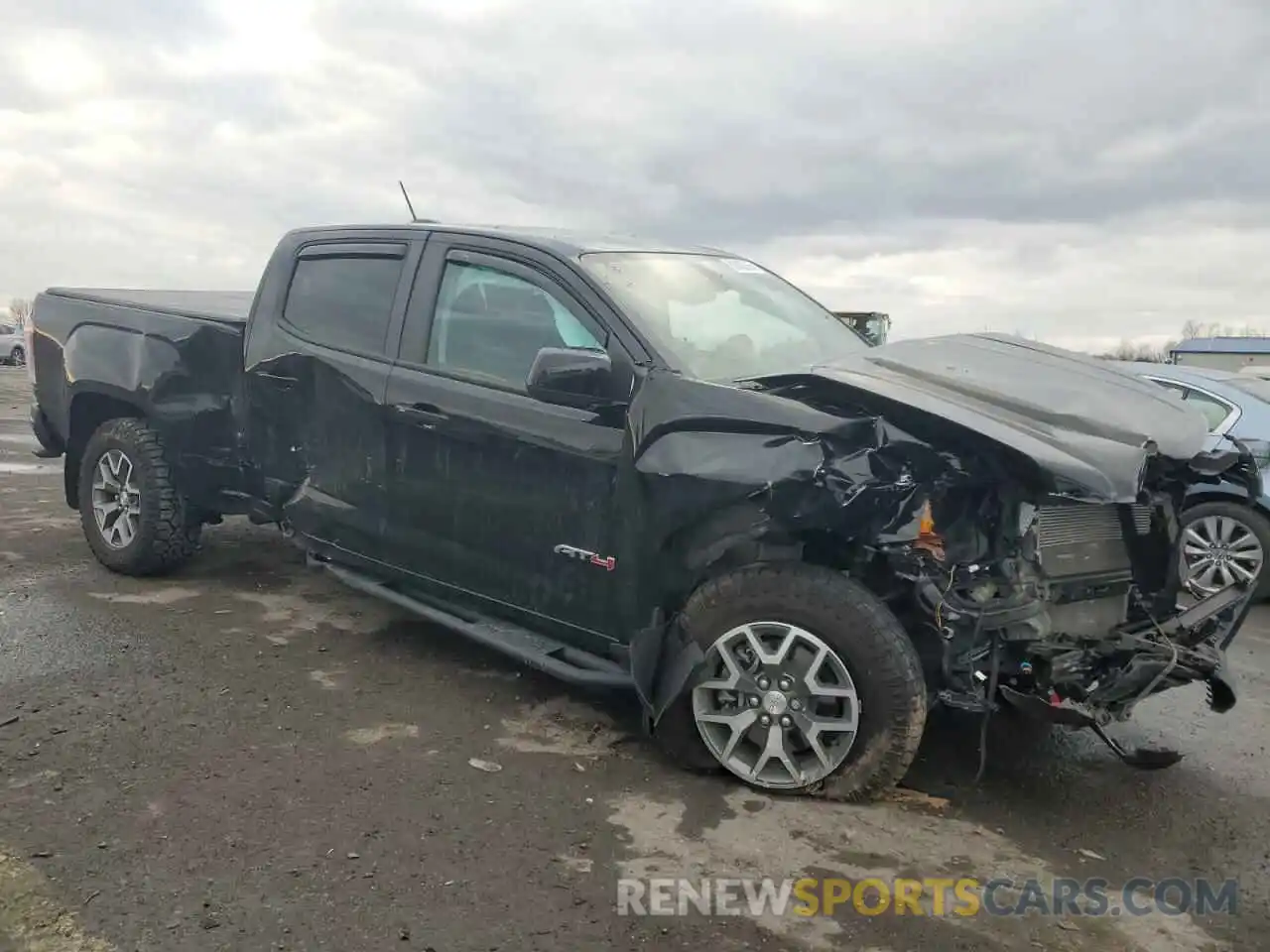 4 Photograph of a damaged car 1GTG6FEN7N1293630 GMC CANYON 2022