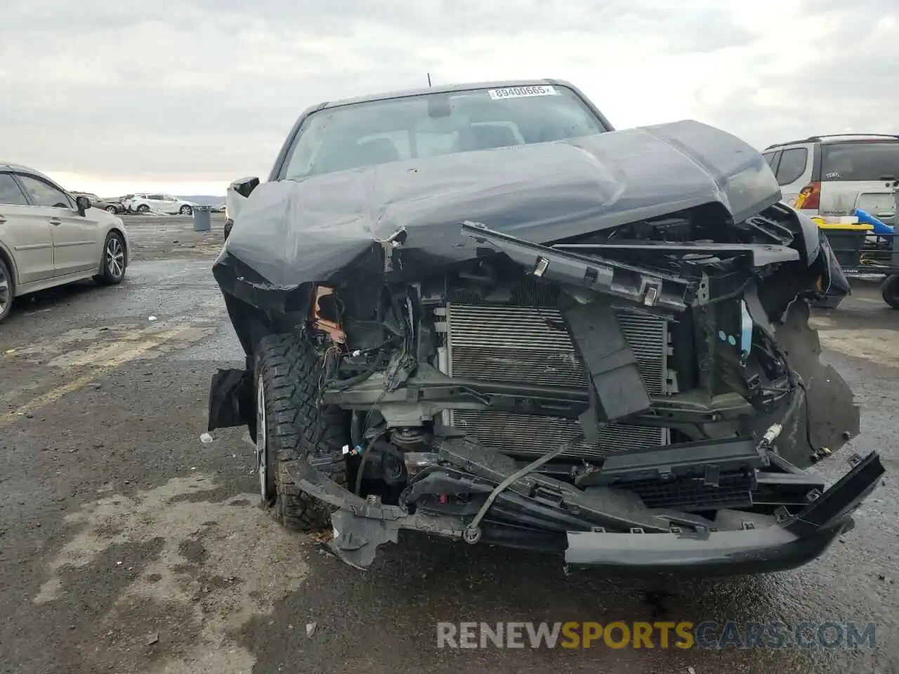 5 Photograph of a damaged car 1GTG6FEN7N1293630 GMC CANYON 2022